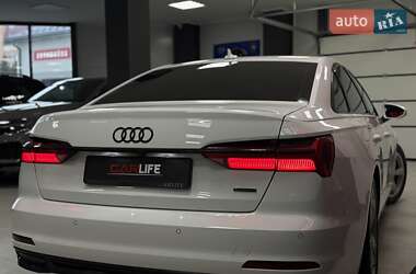 Седан Audi A6 2018 в 