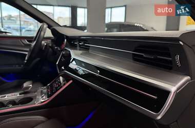 Седан Audi A6 2018 в 