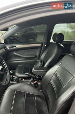 Универсал Audi A6 1999 в 