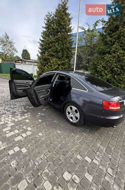 Седан Audi A6 2004 в 