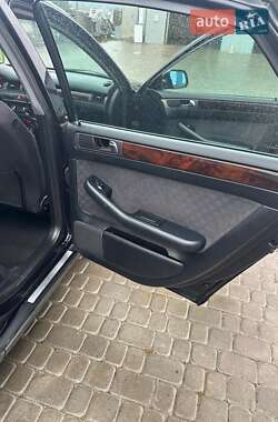 Седан Audi A6 2000 в 