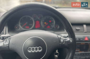 Универсал Audi A6 2004 в 
