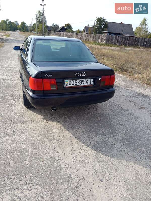 Седан Audi A6 1995 в Заречном