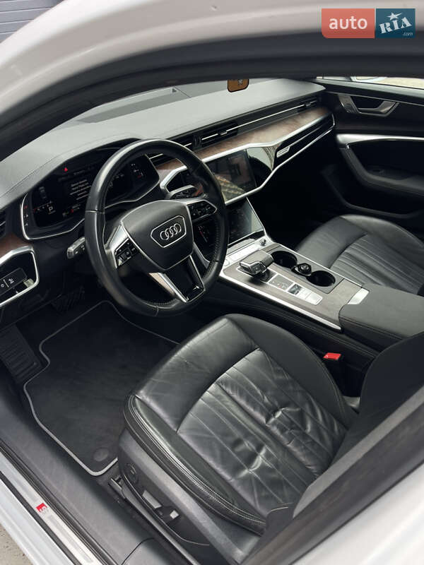 Седан Audi A6 2020 в Киеве