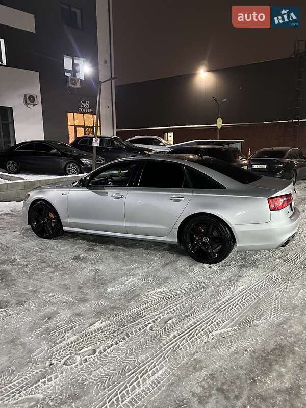Седан Audi A6 2014 в Киеве