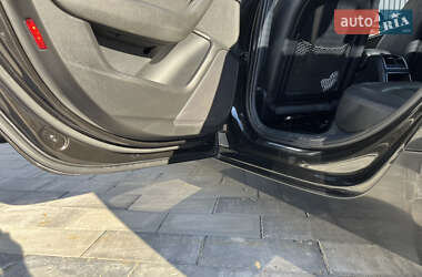 Седан Audi A6 2013 в 