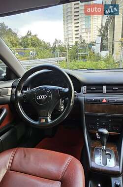 Універсал Audi A6 2000 в 