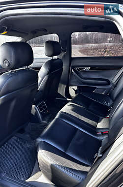 Седан Audi A6 2011 в 