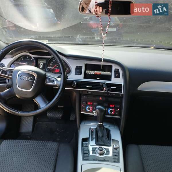 Седан Audi A6 2010 в Самборе