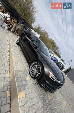 Седан Audi A6 2015 в 