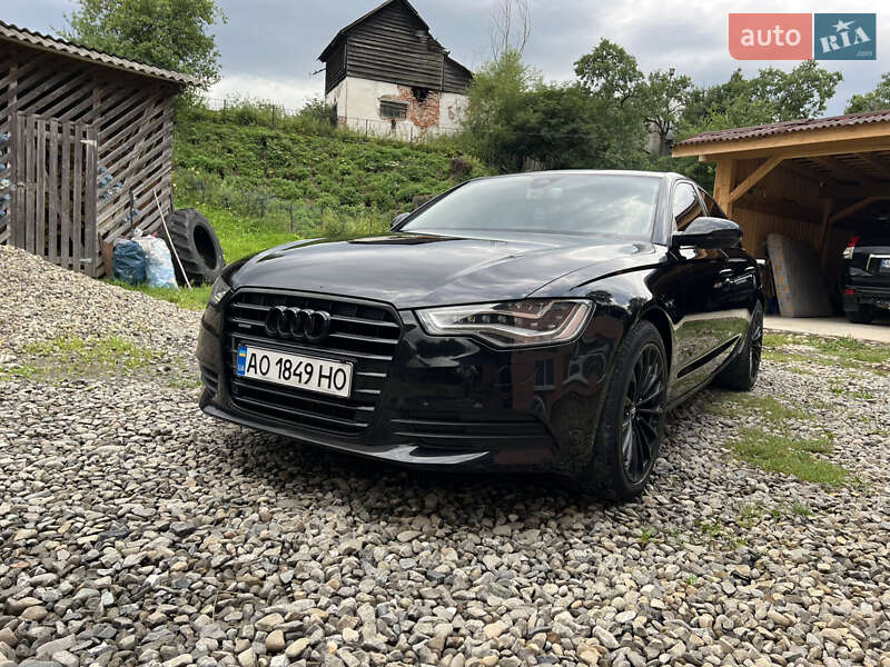 Седан Audi A6 2011 в Буковеле