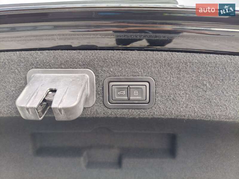 Седан Audi A6 2015 в Львове