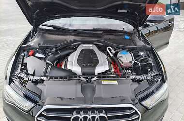 Седан Audi A6 2015 в 