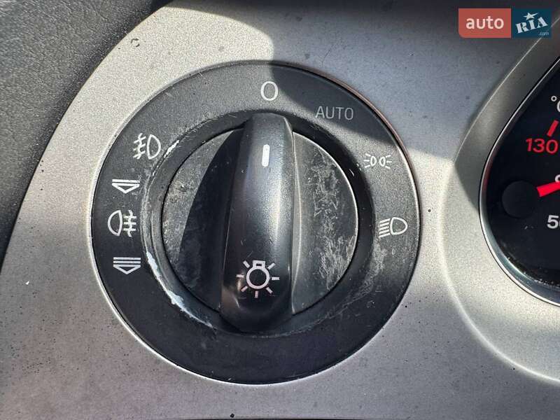 Седан Audi A6 2004 в Киеве