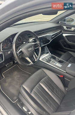 Седан Audi A6 2019 в 