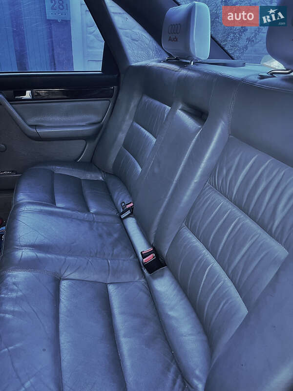 Седан Audi A6 1996 в Прилуках