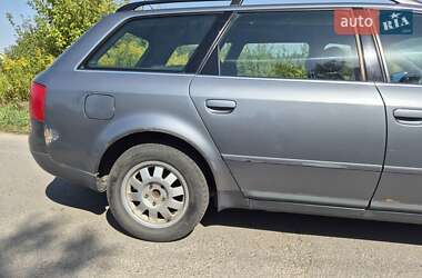 Универсал Audi A6 1998 в 