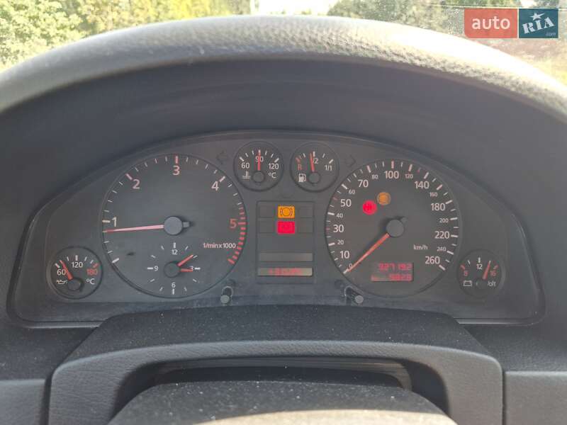 Універсал Audi A6 1998 в Брусилові