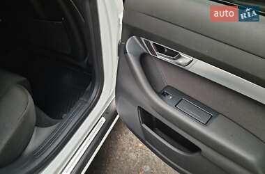 Седан Audi A6 2011 в 