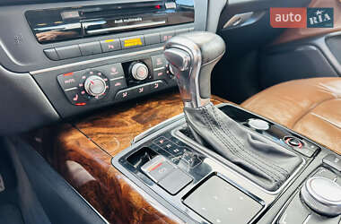 Седан Audi A6 2013 в 