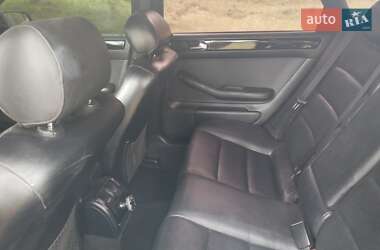 Седан Audi A6 2001 в 