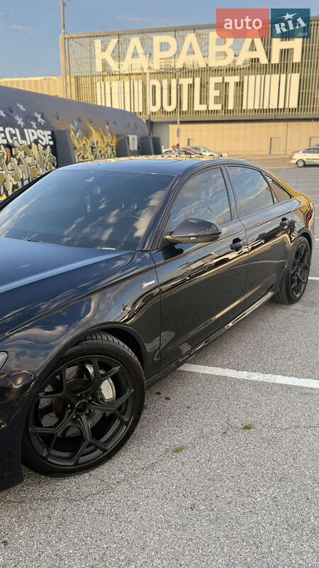 Седан Audi A6 2013 в Луцке