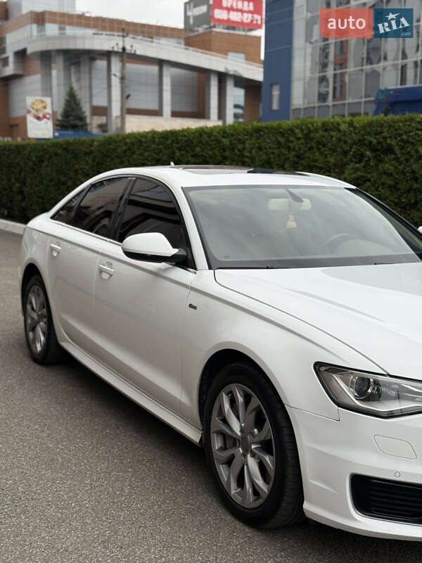 Седан Audi A6 2017 в Киеве