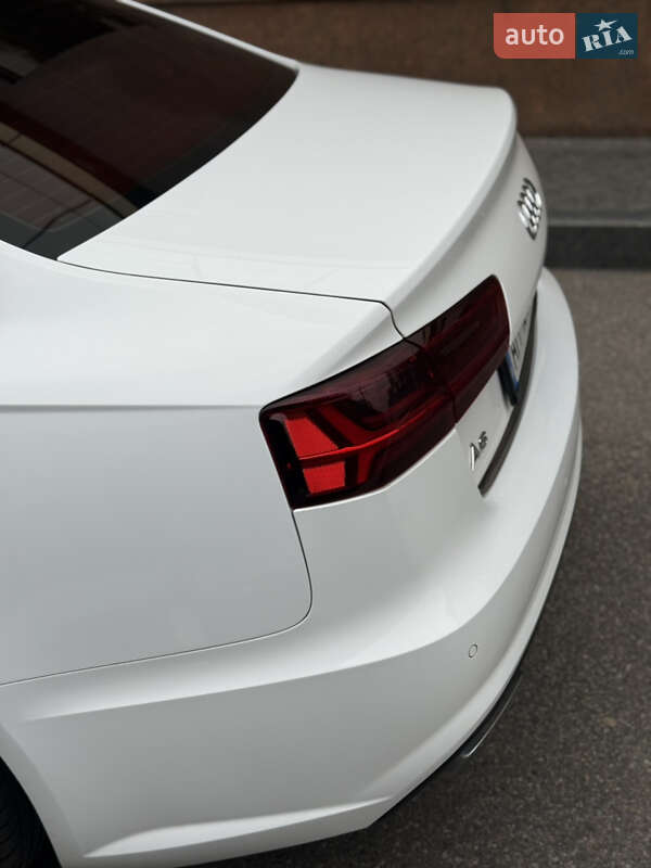 Седан Audi A6 2017 в Киеве