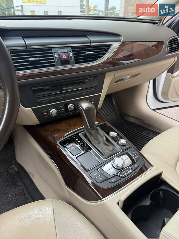 Седан Audi A6 2017 в Киеве