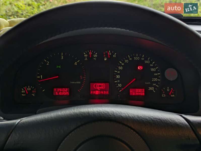 Седан Audi A6 2001 в Межгорье