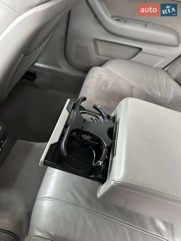Седан Audi A6 2004 в Киеве