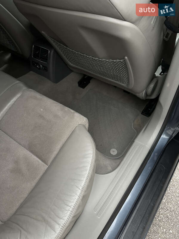 Седан Audi A6 2004 в Киеве