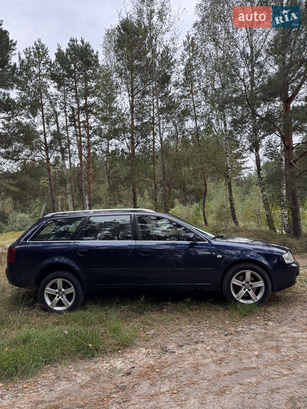 Универсал Audi A6 2001 в Костополе