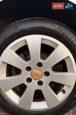Универсал Audi A6 2000 в 
