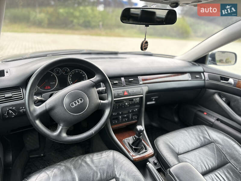 Универсал Audi A6 2003 в Костополе