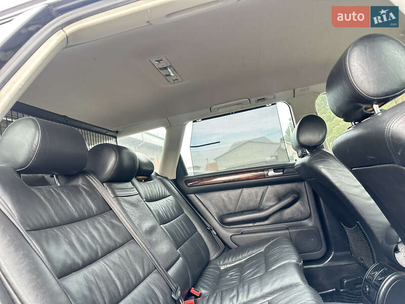 Универсал Audi A6 2003 в Костополе