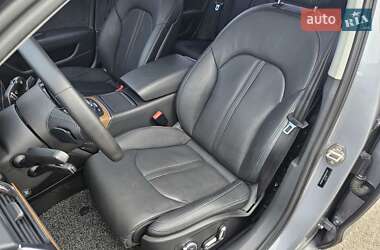Седан Audi A6 2015 в 