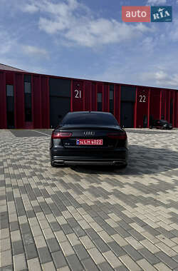 Седан Audi A6 2016 в 
