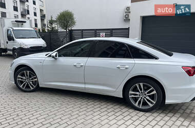 Седан Audi A6 2019 в 