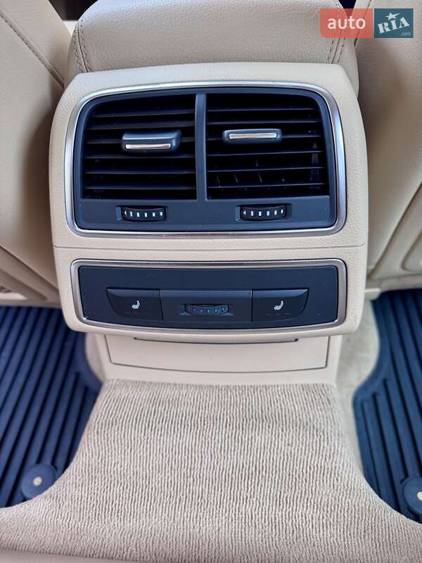 Седан Audi A6 2011 в Киеве