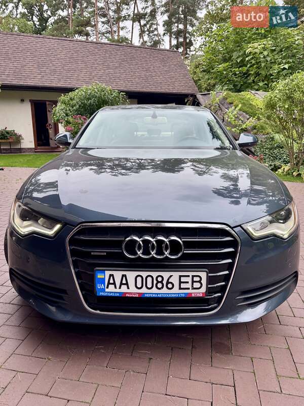 Седан Audi A6 2011 в Киеве