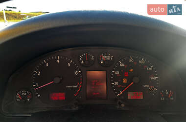 Седан Audi A6 2000 в 
