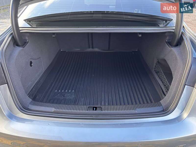 Седан Audi A6 2015 в Львові