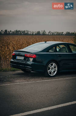 Седан Audi A6 2015 в 