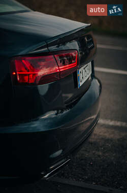 Седан Audi A6 2015 в 