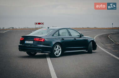 Седан Audi A6 2015 в 