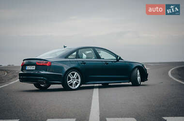 Седан Audi A6 2015 в 