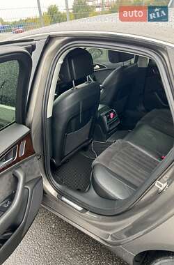 Седан Audi A6 2014 в 