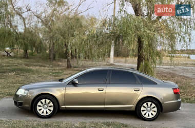 Седан Audi A6 2005 в 