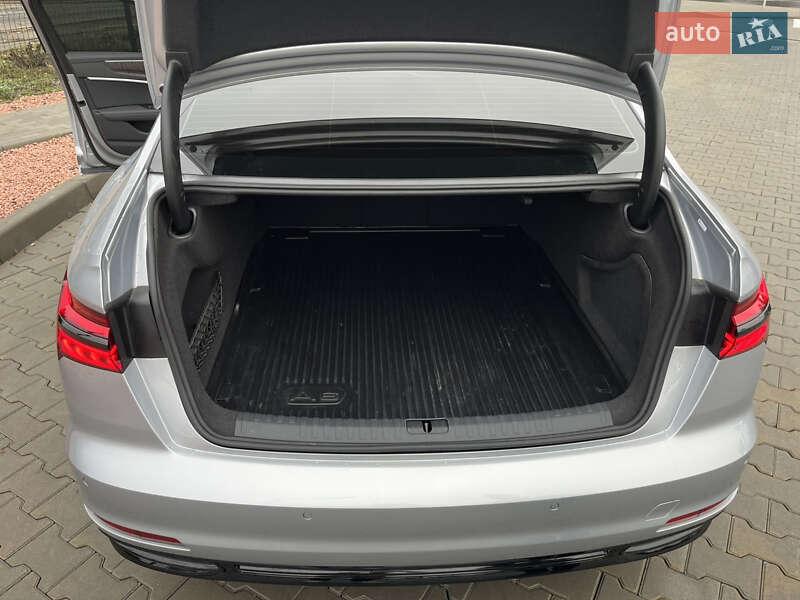 Седан Audi A6 2019 в Одессе